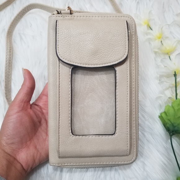 Handbags - Crossbody Wallet Bag Cream Color, Adjustable Satrap, Gold Hardware.